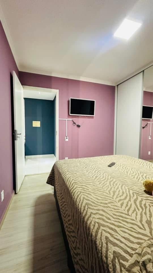 Vende-se apartamento CDHU com 4 cômodos e garagem